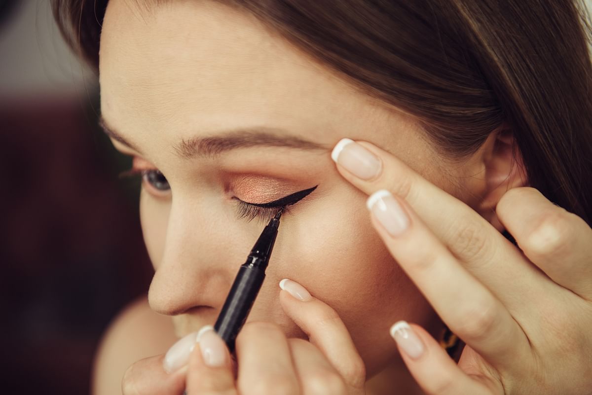 Eye make-up can cost you your sight
