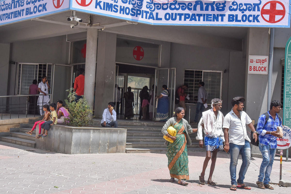 Protesting staff set up parallel OPD at KIMS