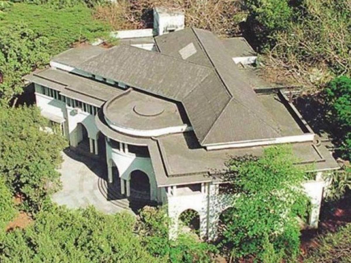 No plans to sell Jinnah House: Govt