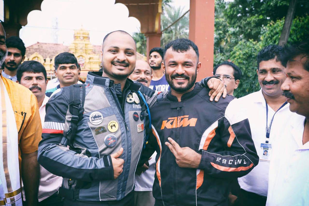 2 bikers to cover 13,560 km in 40 days