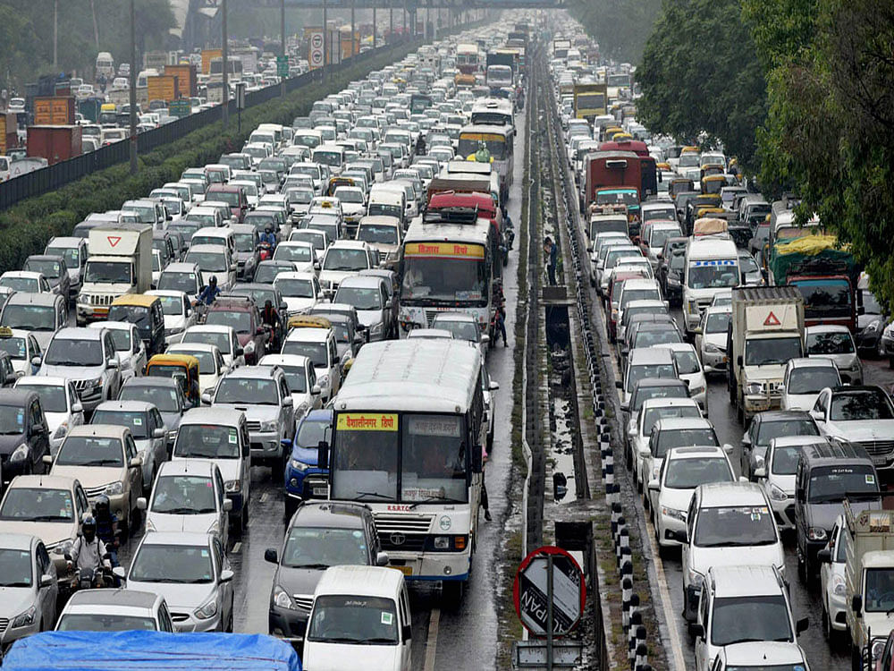 'Dynamic toll for road use may reduce traffic jams'