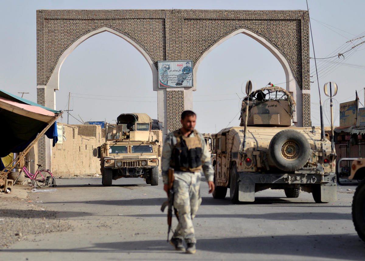 'At least 100 personnel killed in fight for Ghazni'