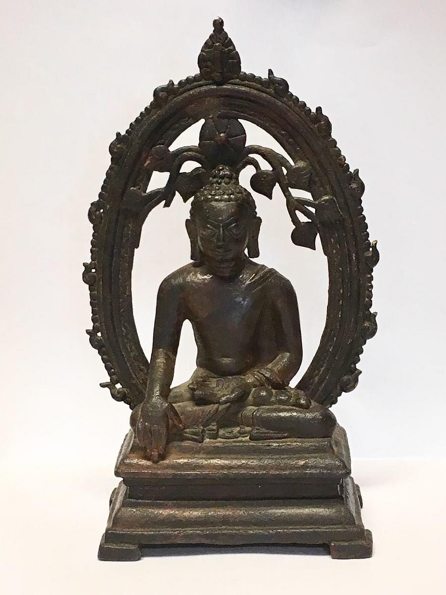 Stolen 12th century Buddha statue returned to India
