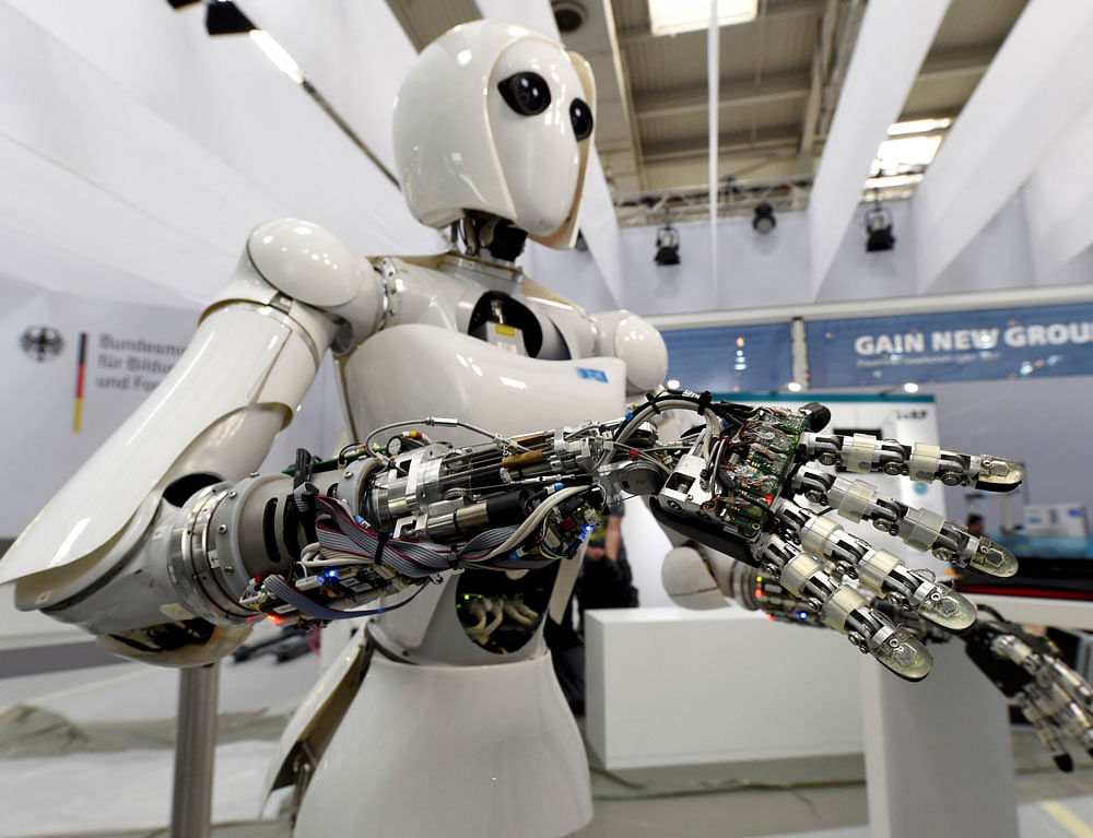 Machines will do more tasks than humans by 2025: WEF