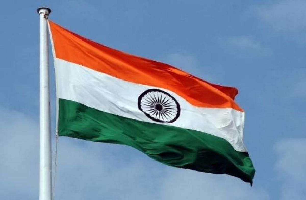 Women outdo men at India's official flag maker