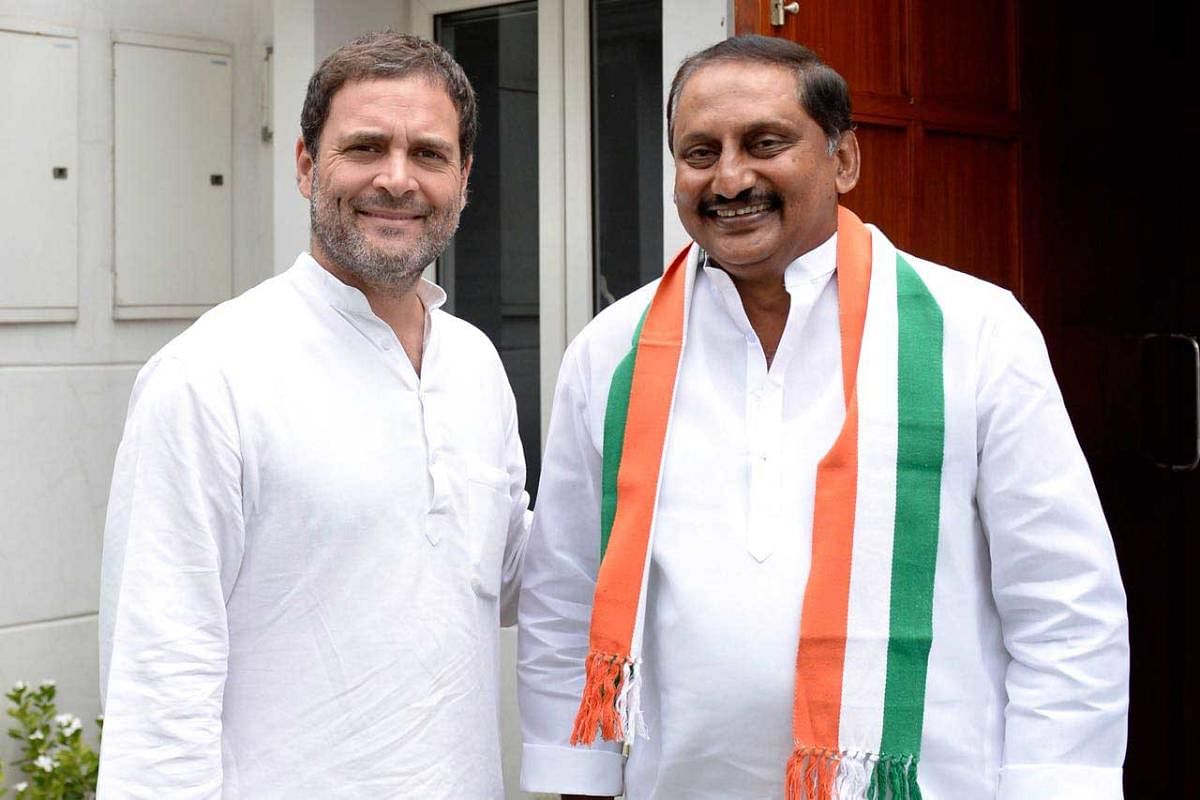 Former Andhra CM Kiran Kumar Reddy rejoins Congress