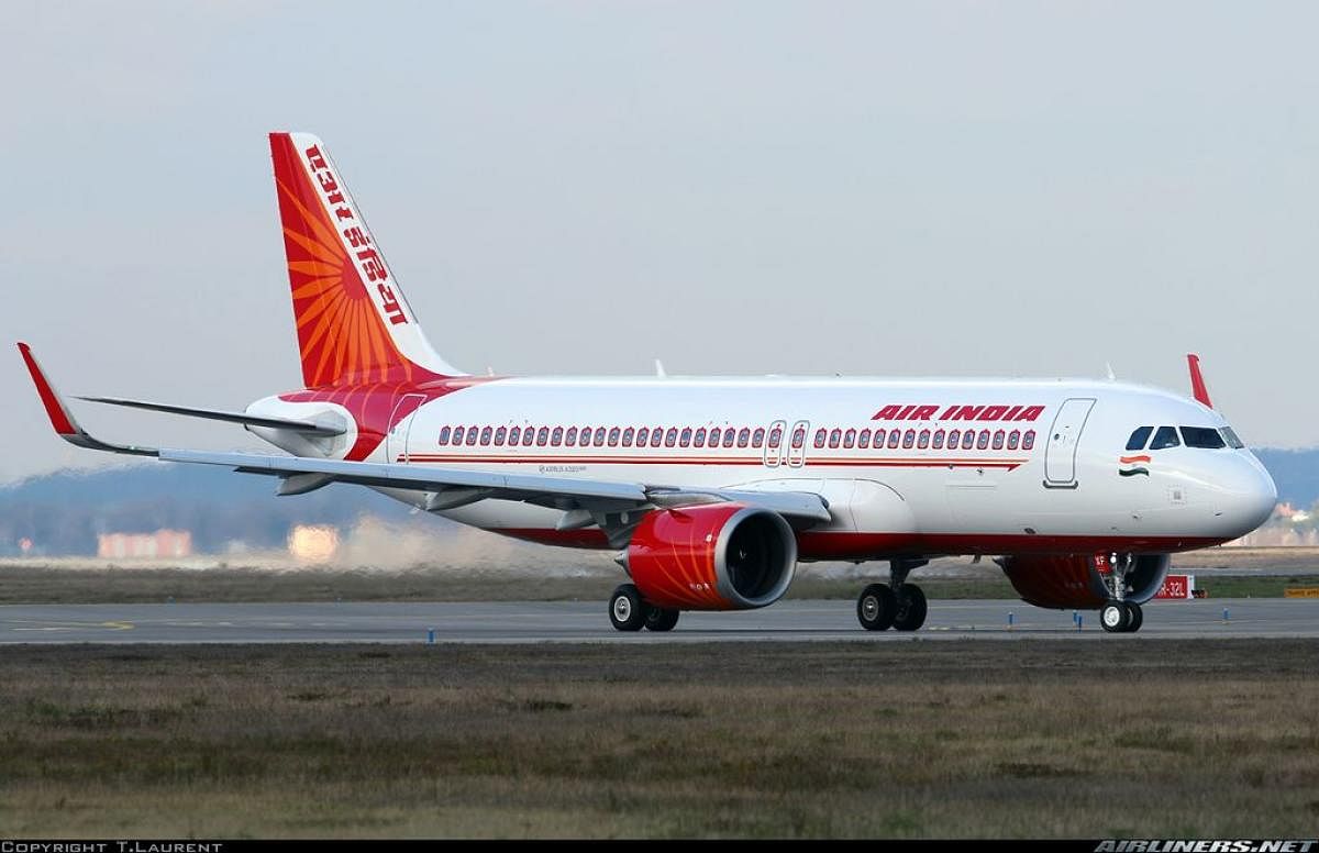 Govt owes AI over Rs 1.1k cr for VVIP charter flights