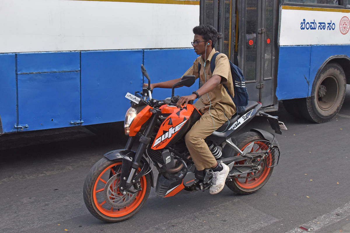 Youth vulnerable road users in India