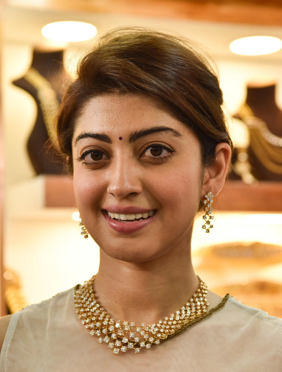 Actor Pranitha to adopt govt school in Hassan