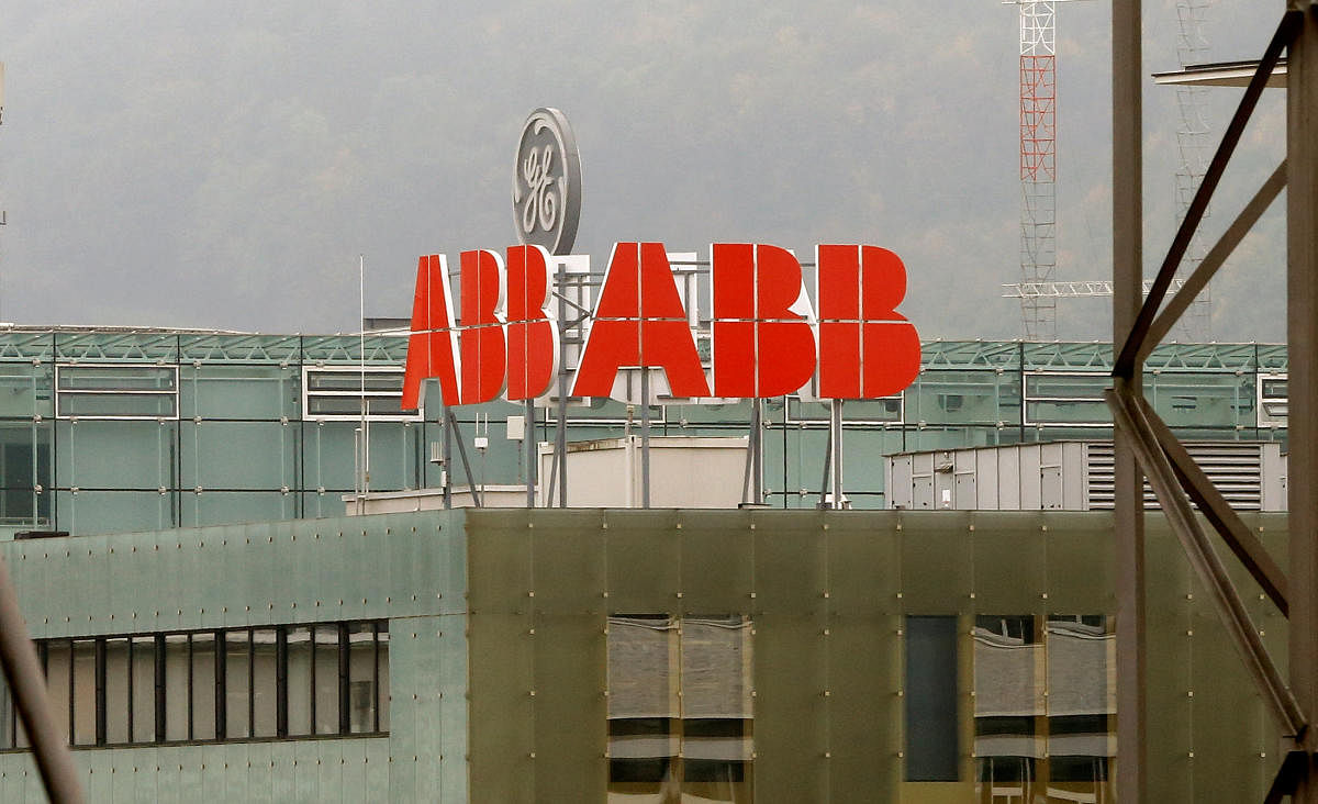 Robots to make robots at ABB's new $150 mln factory