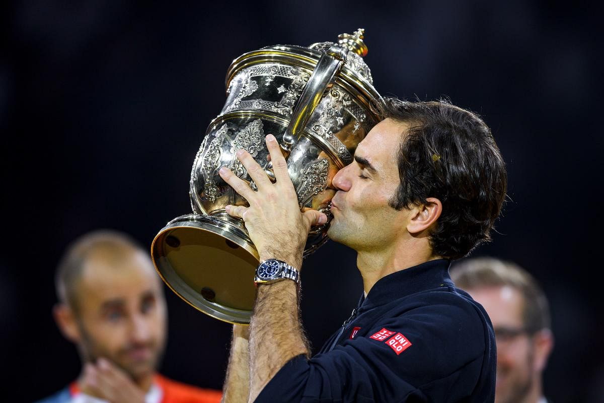 Federer claims 99th ATP title