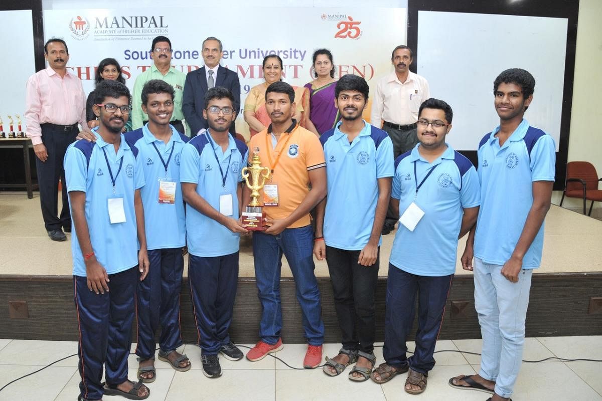 Madras varsity emerge chess champions