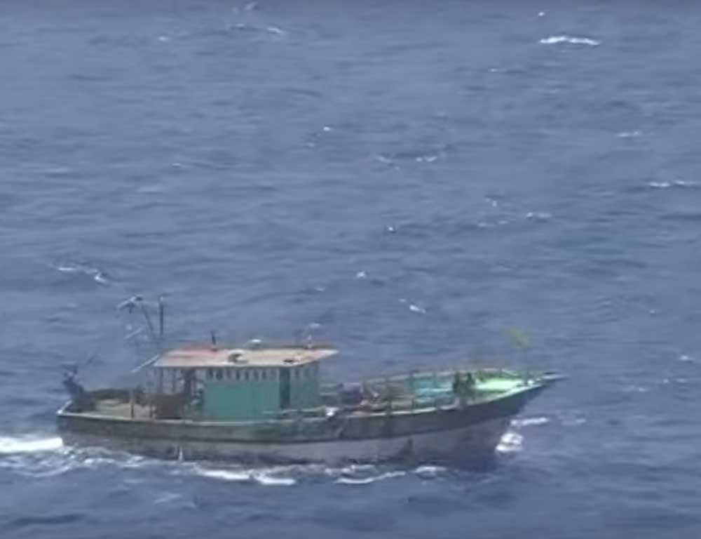 Fishermen: 200 boats leave for search