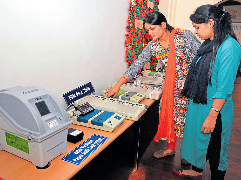 Poll panel vouches for EVM credibility