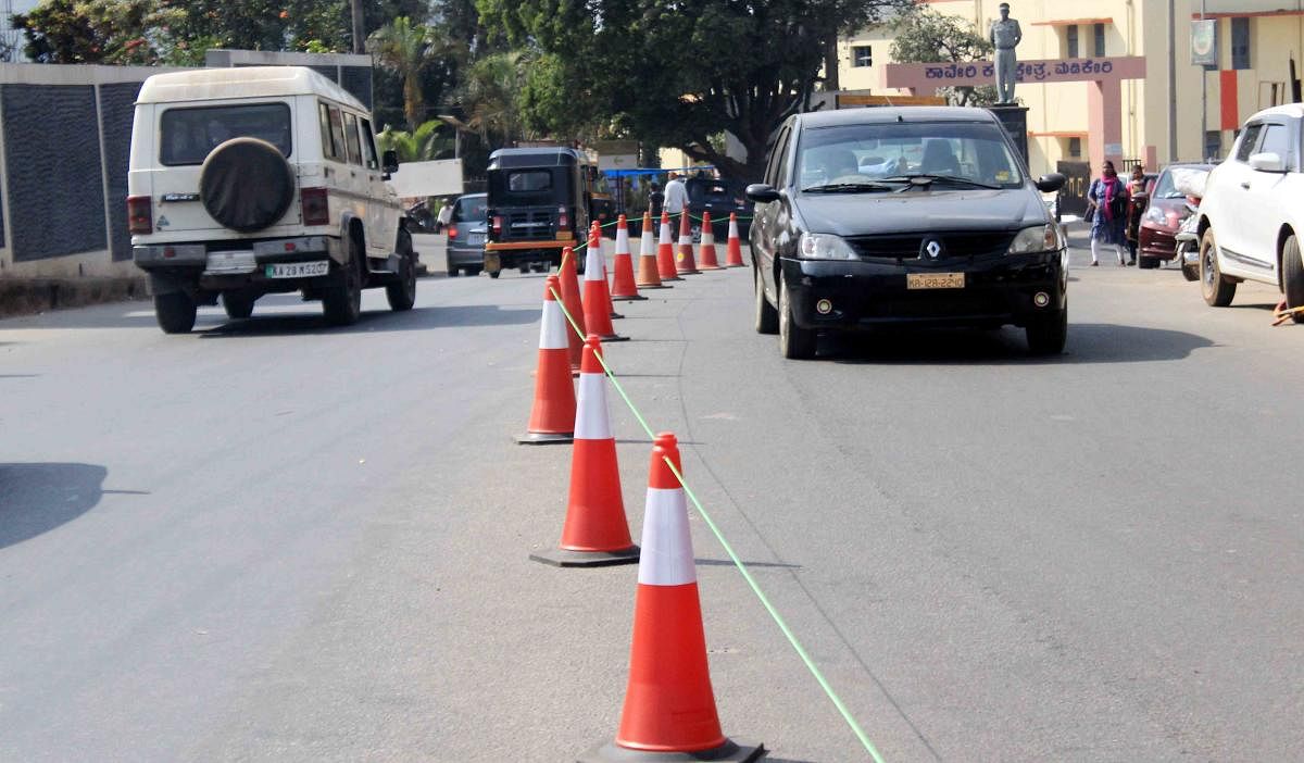 Tubular cones to ease traffic congestion in Madikeri