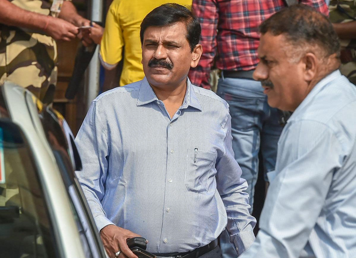 SC hold Rao guilty of contempt, fined Rs 1 lakh