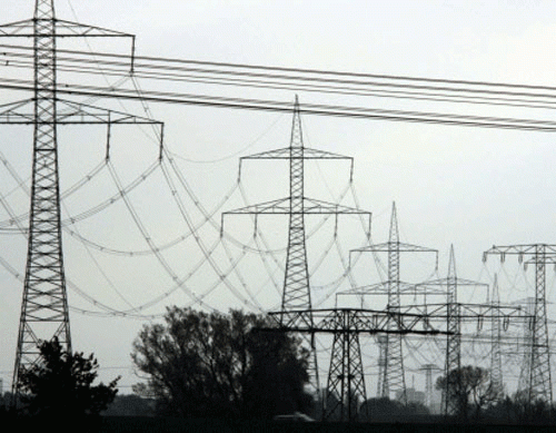 Residents urge Bescom to fix power cut issues