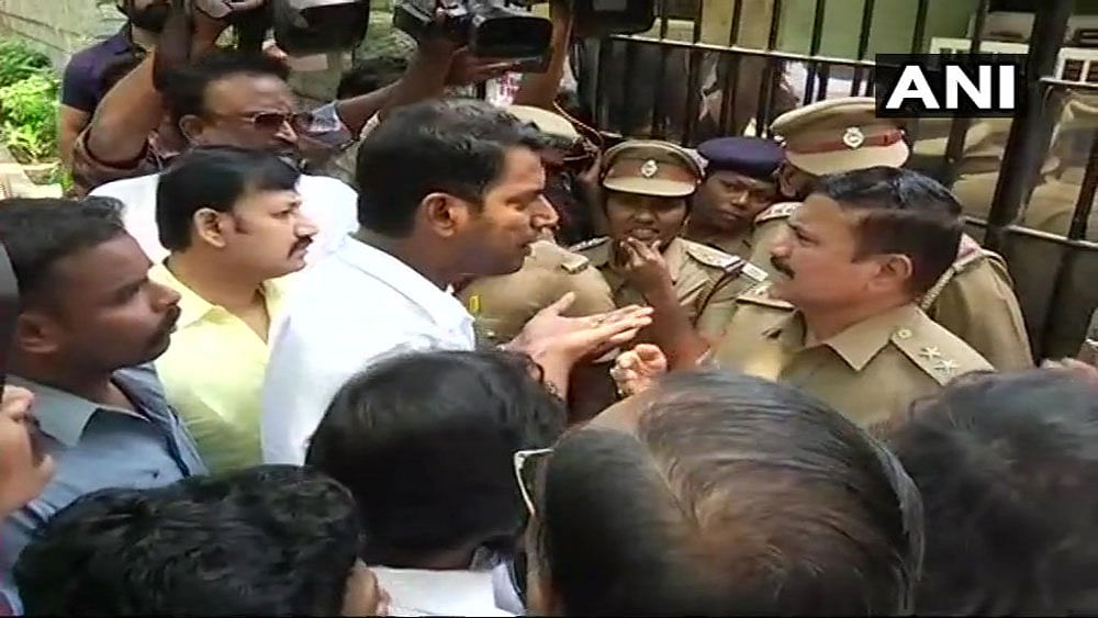 Tamil Film Producers’ Council tussle: Vishal detained