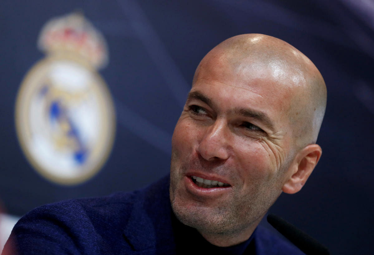 Zidane makes shock return to Madrid
