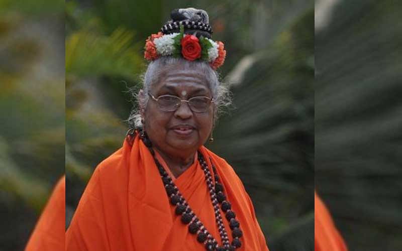 Basava Dharma Peetha head Mathe Mahadevi passes away