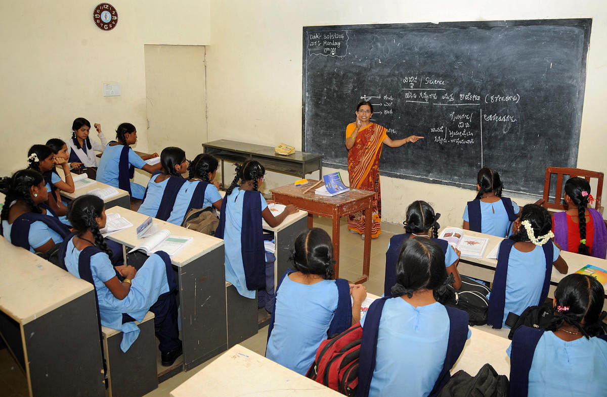 English medium: Classes to be bilingual in govt schools