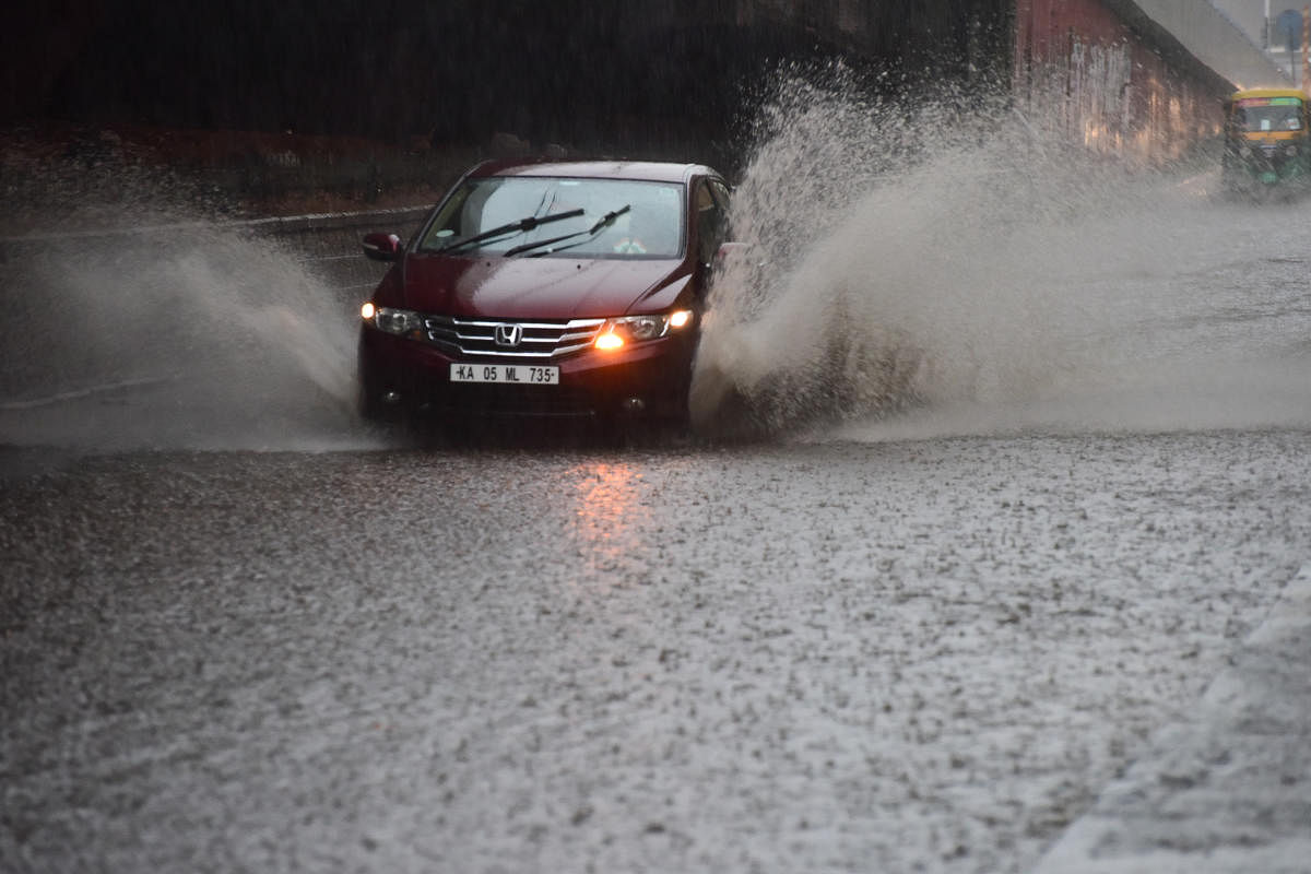 Rain floods parts of city; most areas get light showers