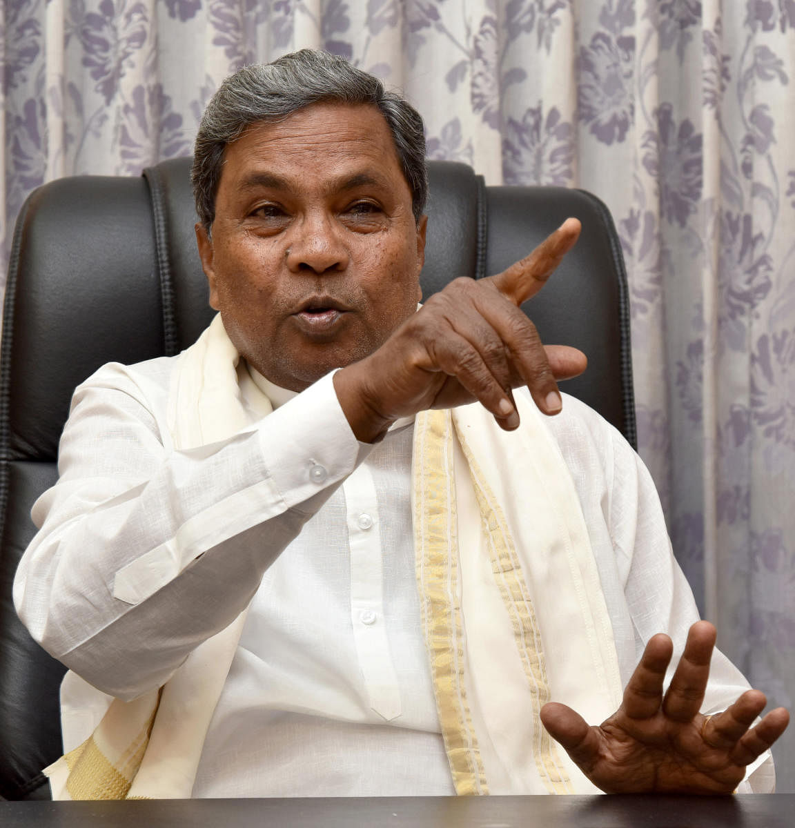 Roll back fuel price hike, Siddaramaiah tells HDK