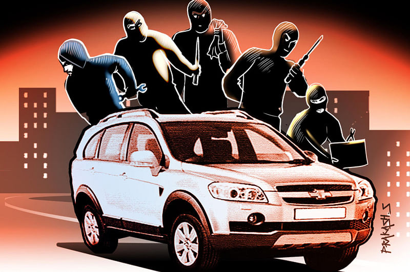 Bagalur: Bike-borne men steal 4 lakh from parked SUV