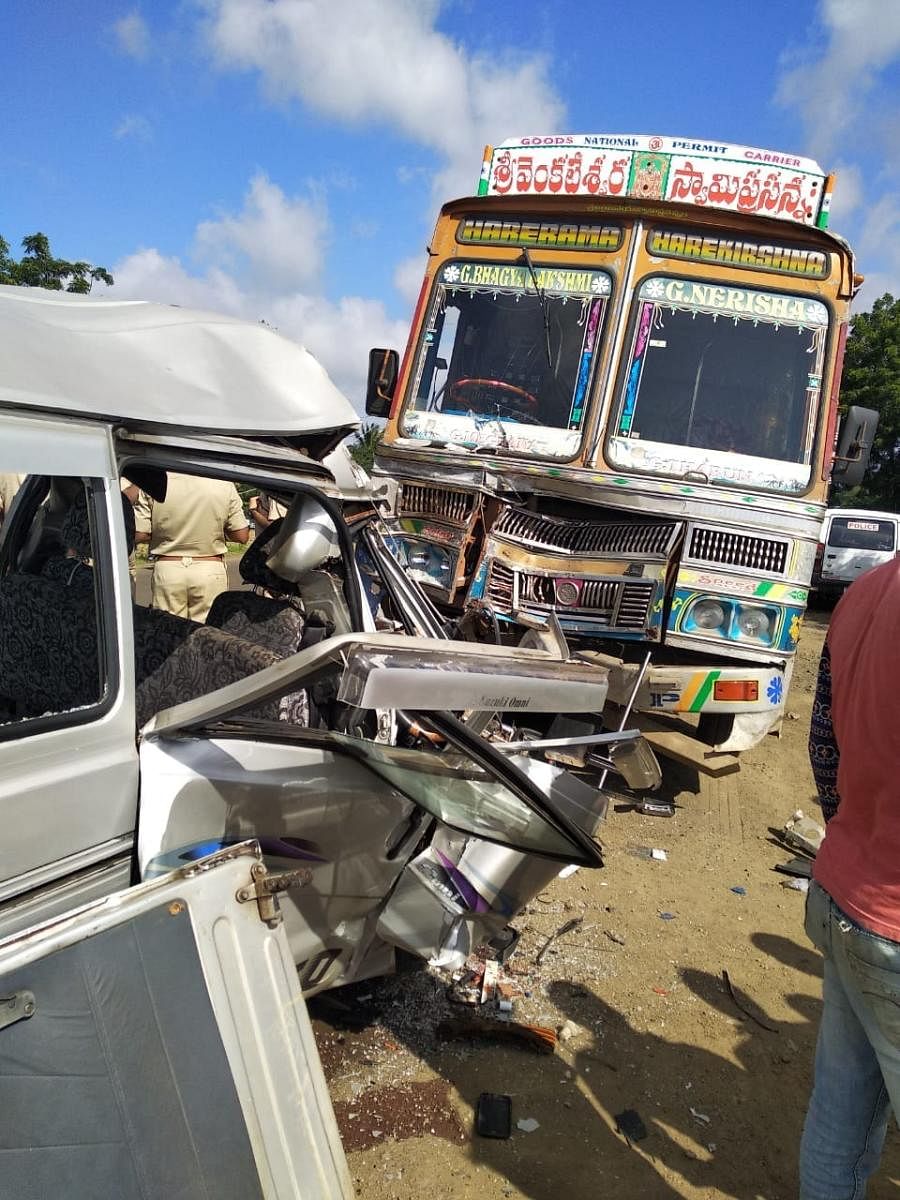 Four killed in accident in Bagalkot district