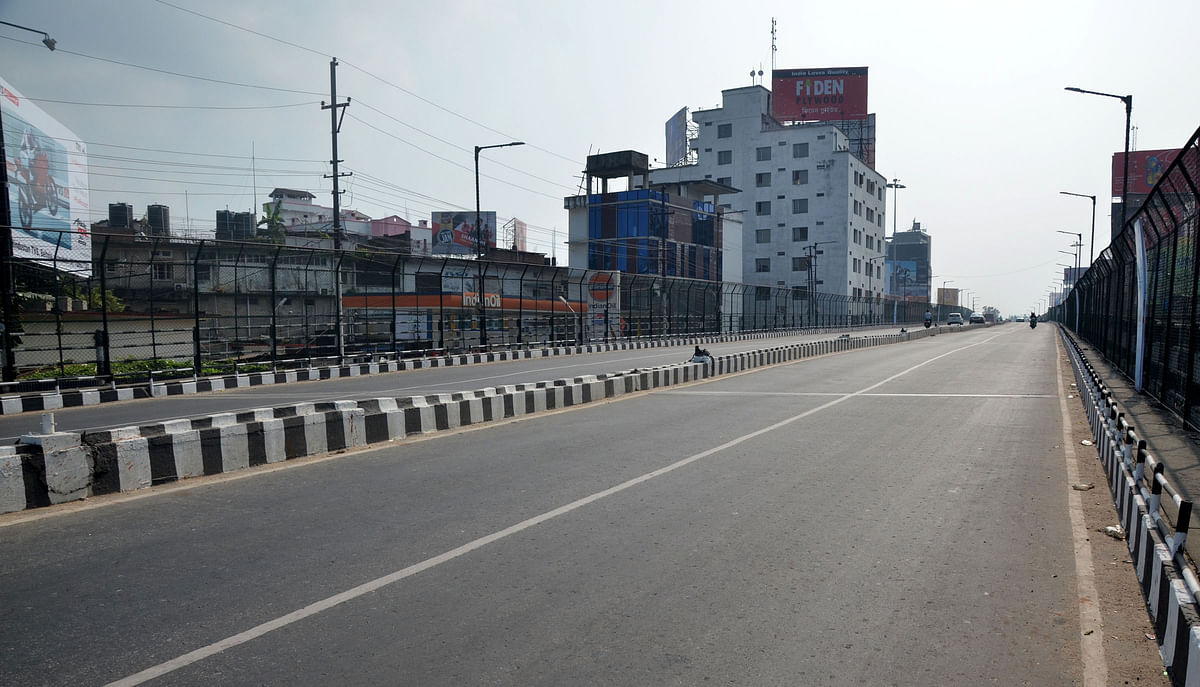 Assam bandh begins amid clashes and government warning