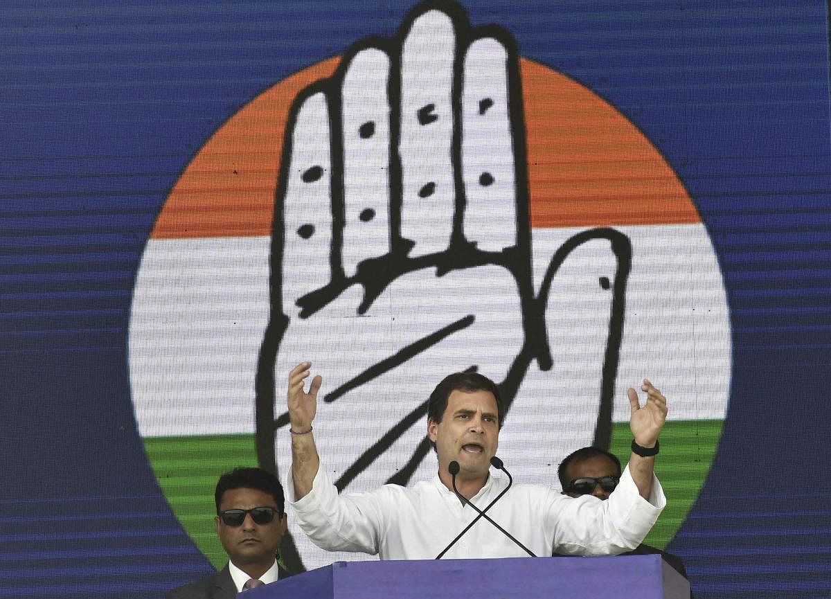 Bihar: Rahul sounds poll bugle with three promises