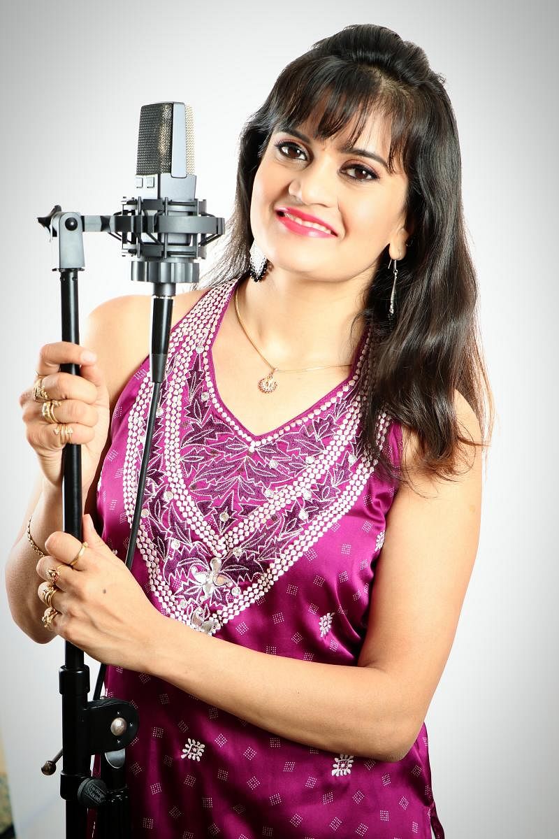Singer Chaitra fan of Dr Rajkumar’s songs