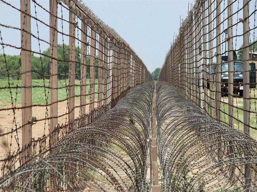 Army officer injured in Pakistani shelling along LoC