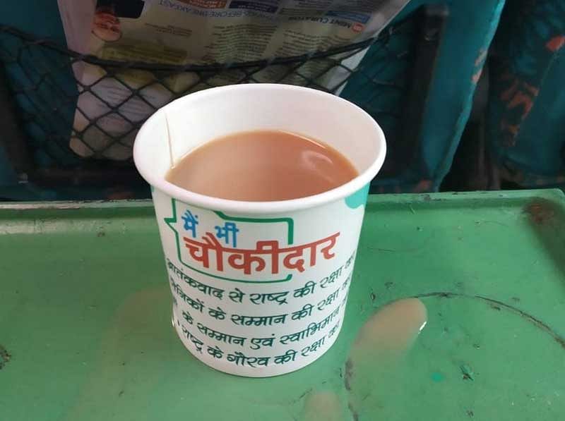 Railways in soup for 'main bhi chowkidar' tea cups