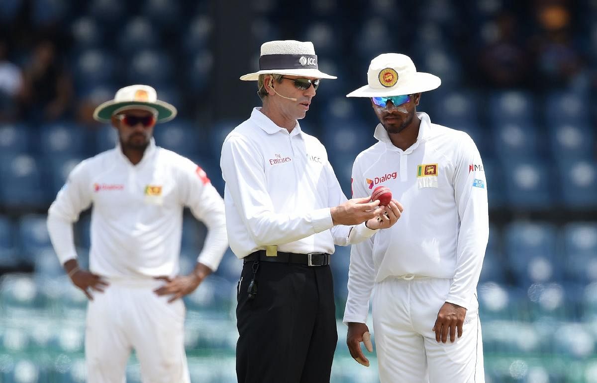BCCI lens: Llong to stay as IPL final umpire