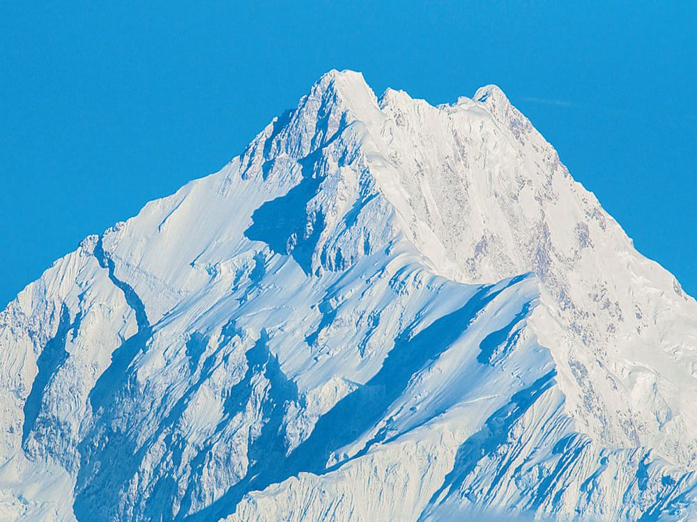 Two Indian climbers die on Mount Kanchenjunga in Nepal