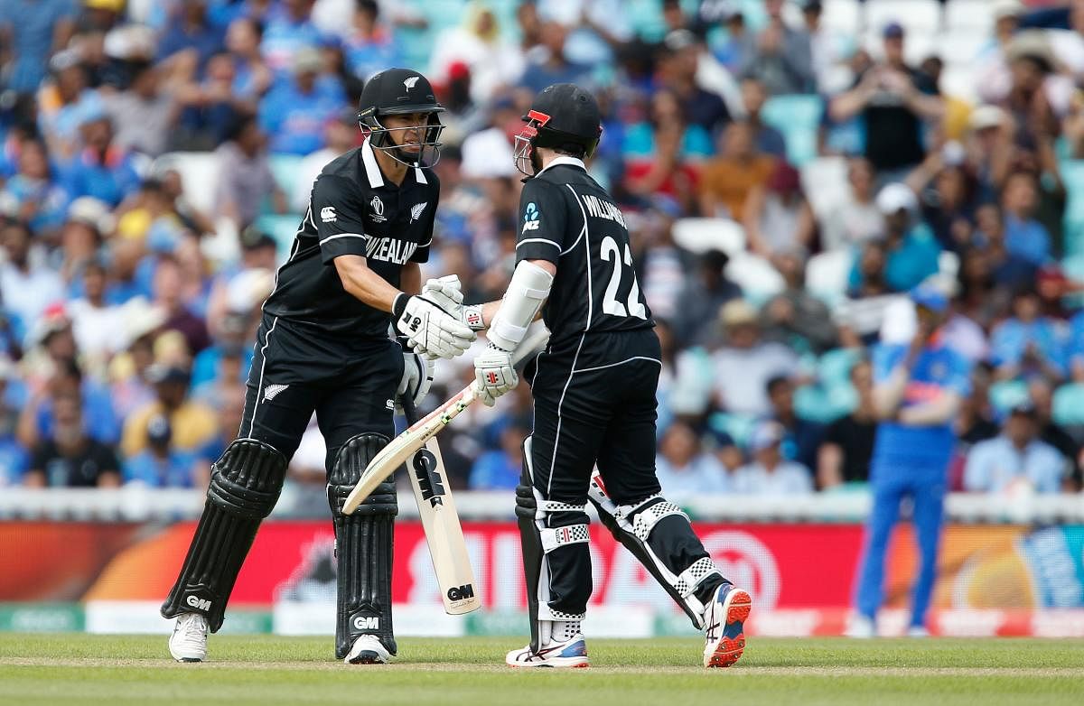 New Zealand begin WC charge against Sri Lanka