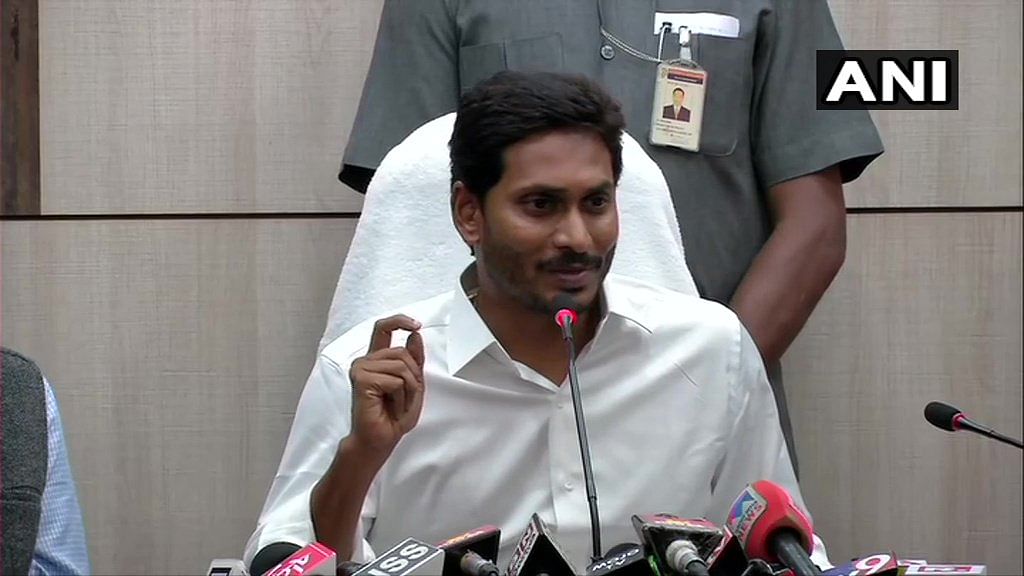 Jagan slaps inquiry into irrigation projects in AP