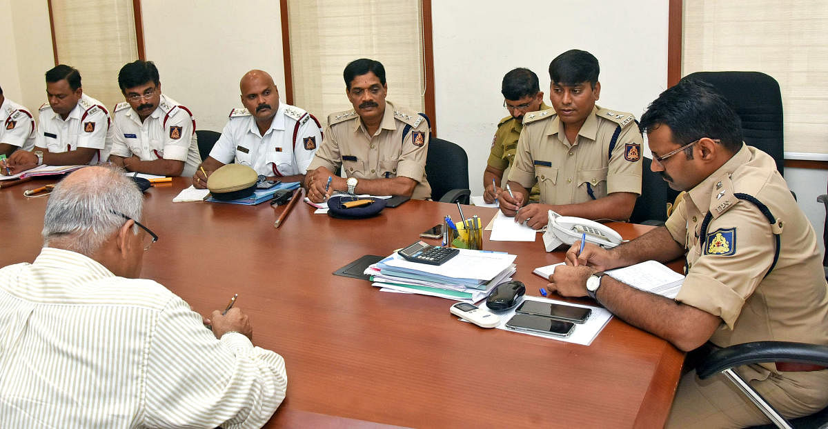 Police told to implement COTPA effectively in Mangaluru