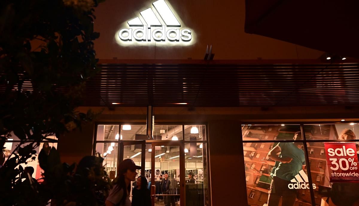 Adidas loses EU court battle over 'three-stripe' design