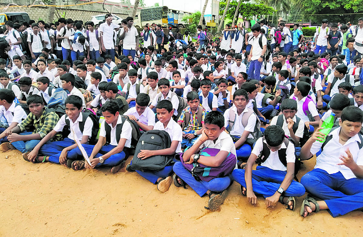 Students protest against teachers' transfers
