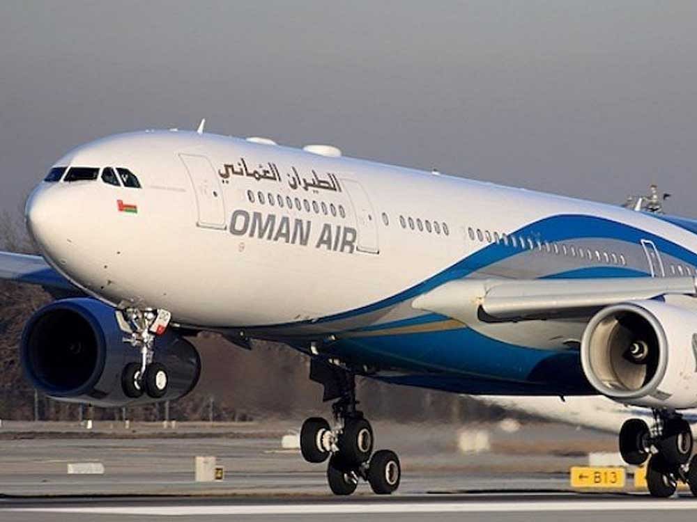 Oman Air plane makes emergency landing