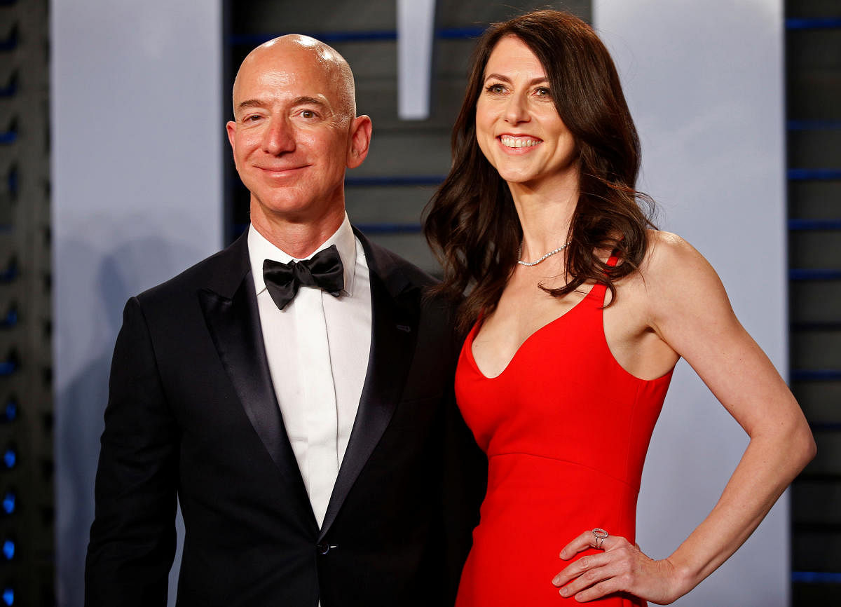 Jeff Bezos' divorce final with $38 billion settlement