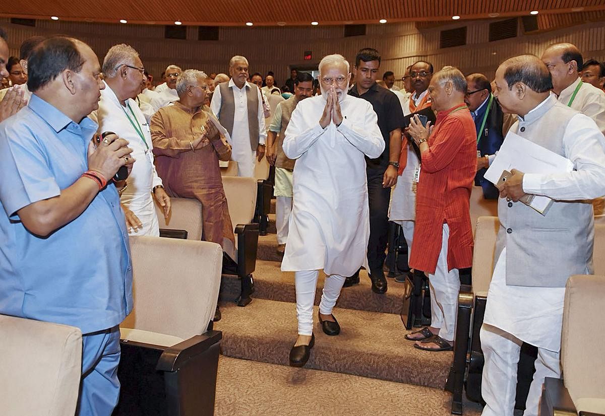 PM prescribes ‘padyatra’ for rural connect