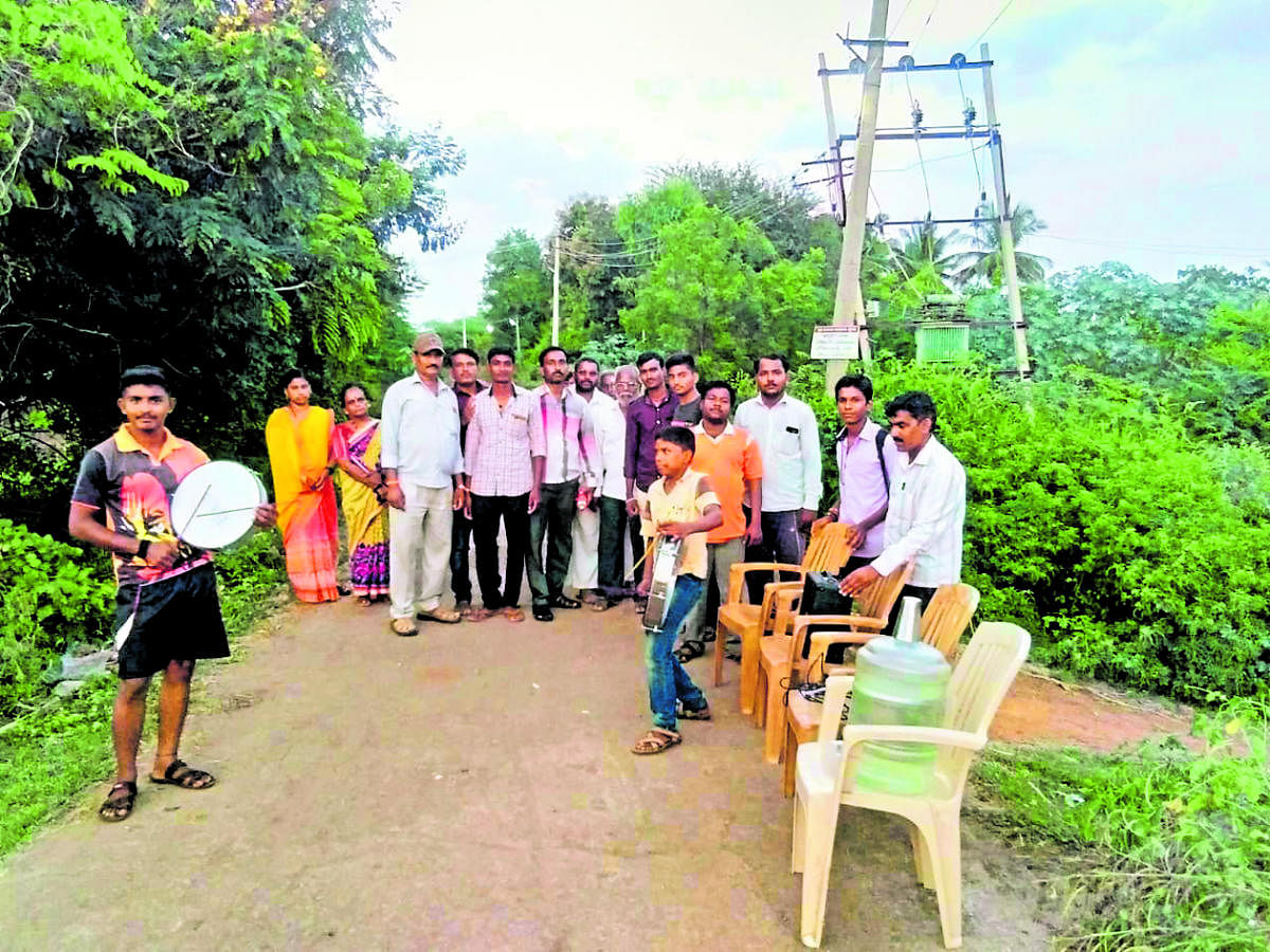 Maigoor residents patrol to prevent open defecation