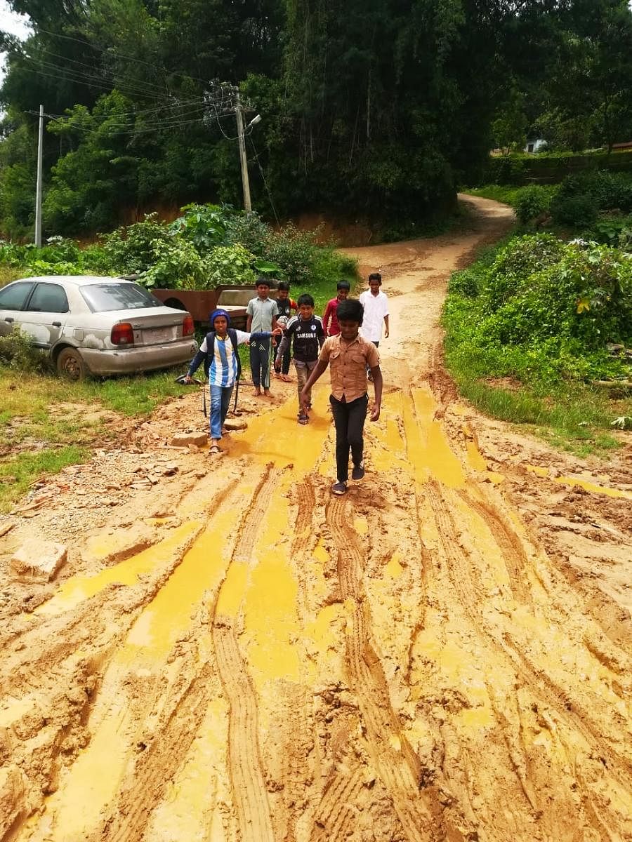 Slush filled road inconveniences schoolchildren