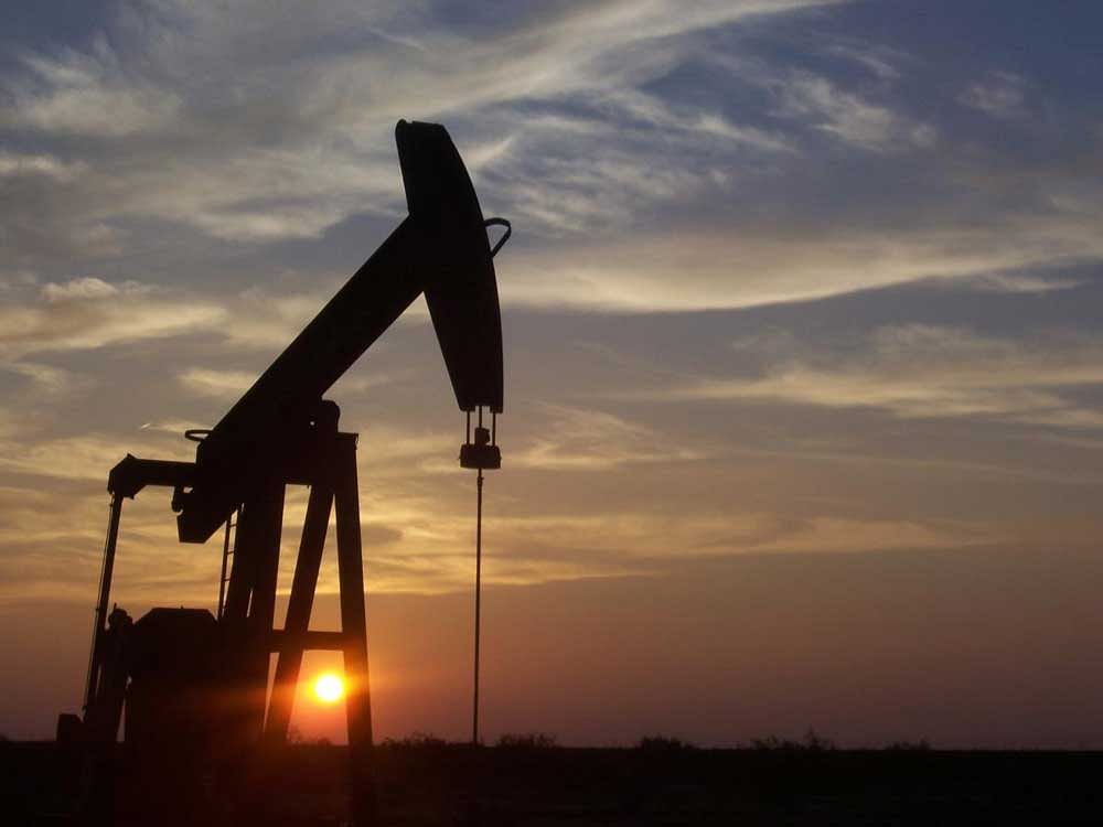 Oil market on alert as Iran sanctions hit