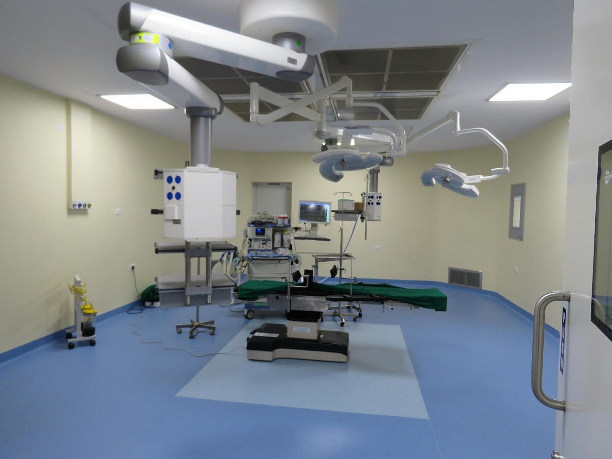 Robotic arms take strides in operation theatres