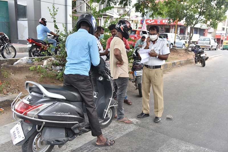Double penalty for traffic cops if they break new rules
