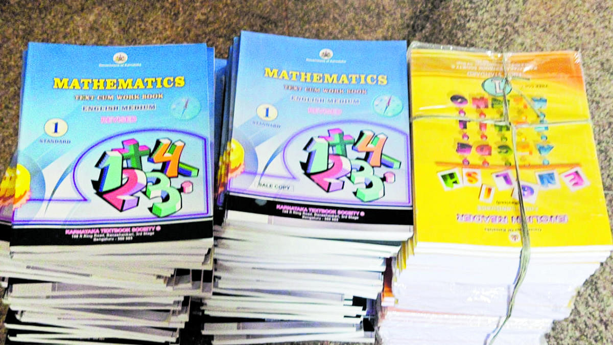 Finally, Daddalakadu School students get textbooks